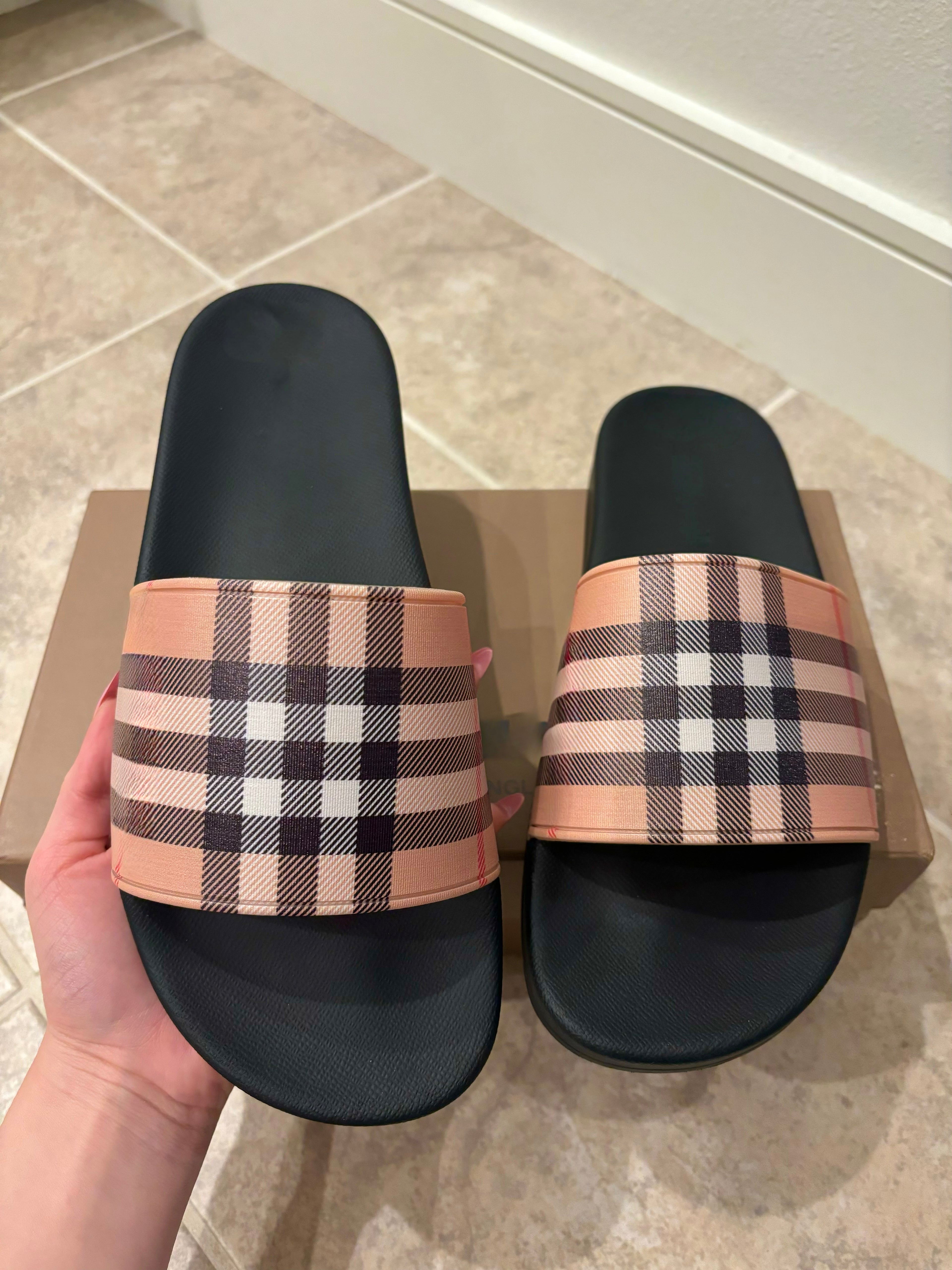 Checkered Slides